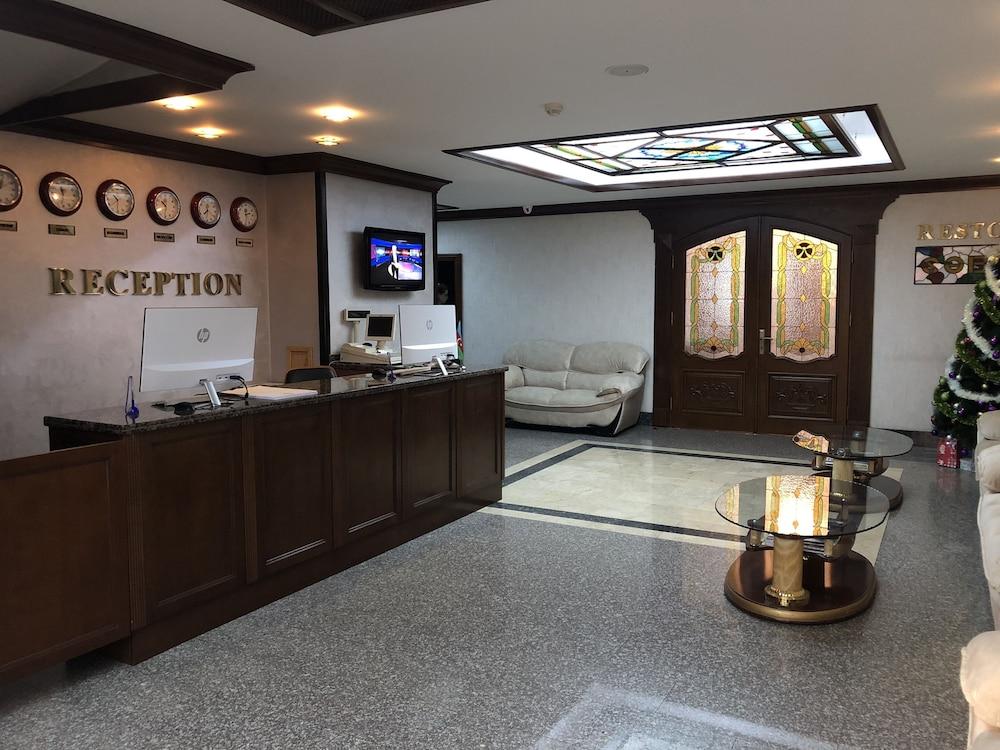 Ganjali Plaza Hotel Baku Exteriör bild